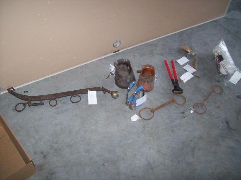 lot 23 image: - Harness with brass bulb - F...