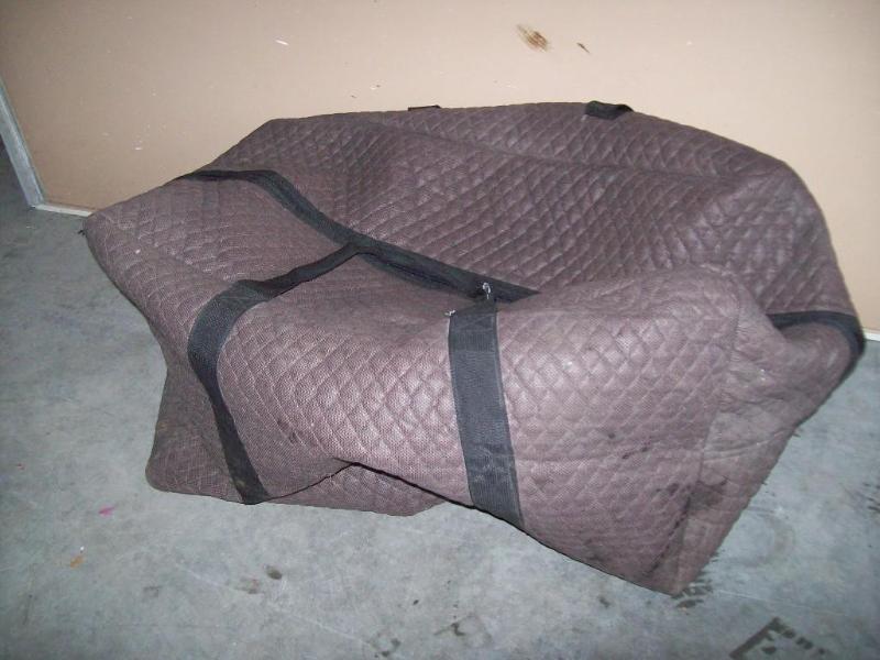 lot 26 image: Quilted Bag item 26...