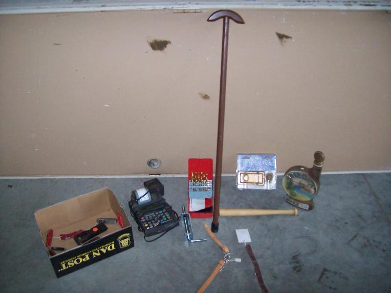 lot 27 image: - Chin straps - Surface deadl...