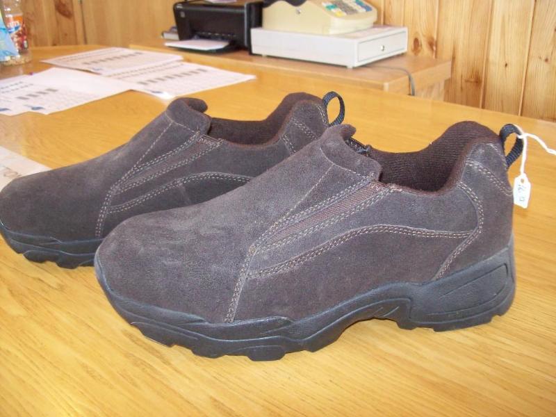 lot 37 image: Brahma Mens Shoes -New ...