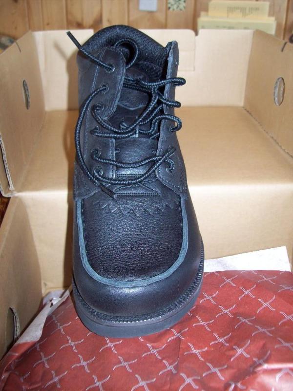 lot 43 image: Womens&nbspBlack Shoes -New
