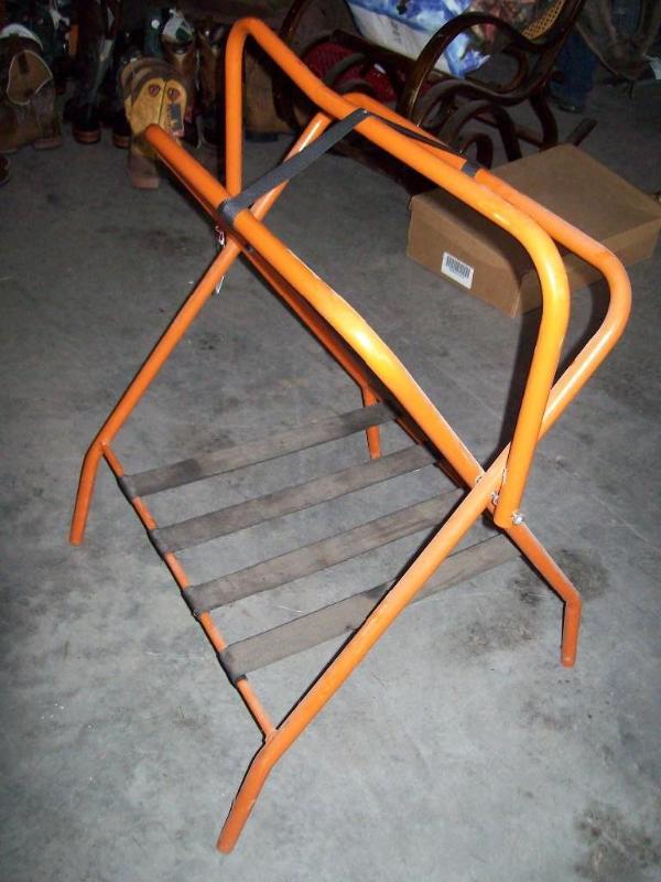 lot 5 image: Saddle Stand...