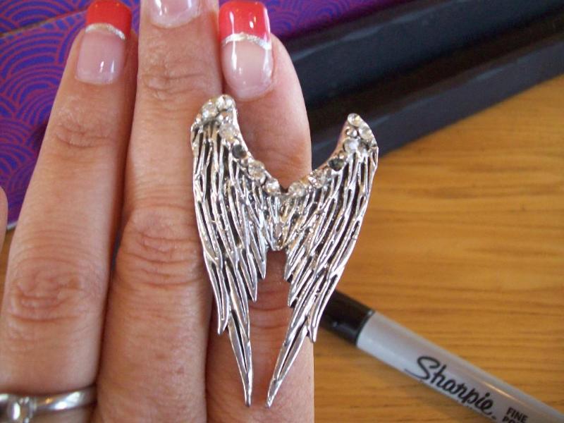 lot 52 image: Assortment of Rings --Adjusta...