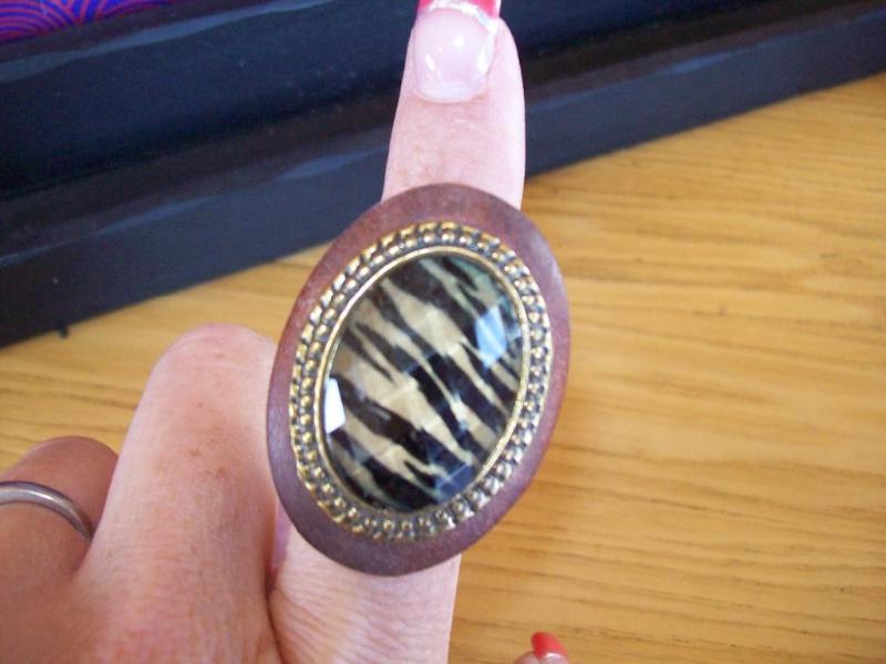 lot 55 image: Asst of rings -Adjustable...