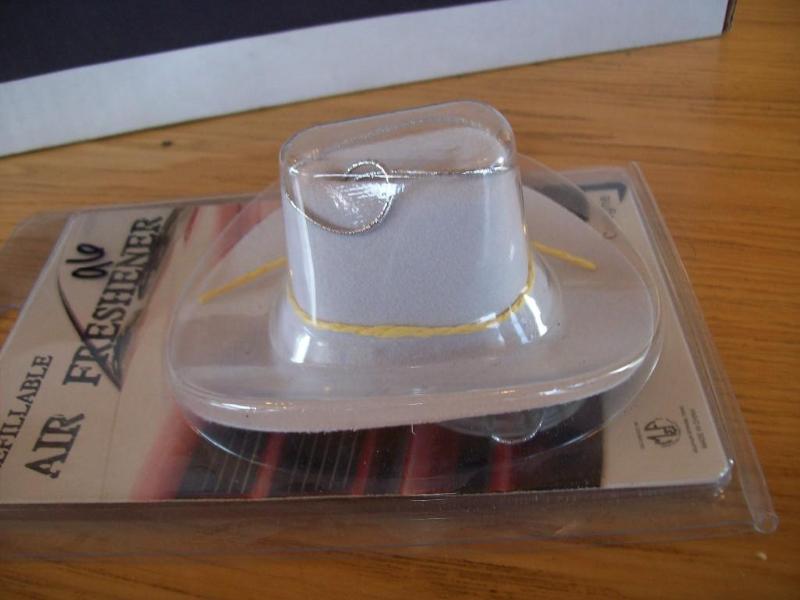 lot 62 image: Air freshners, magnets, dream catch...
