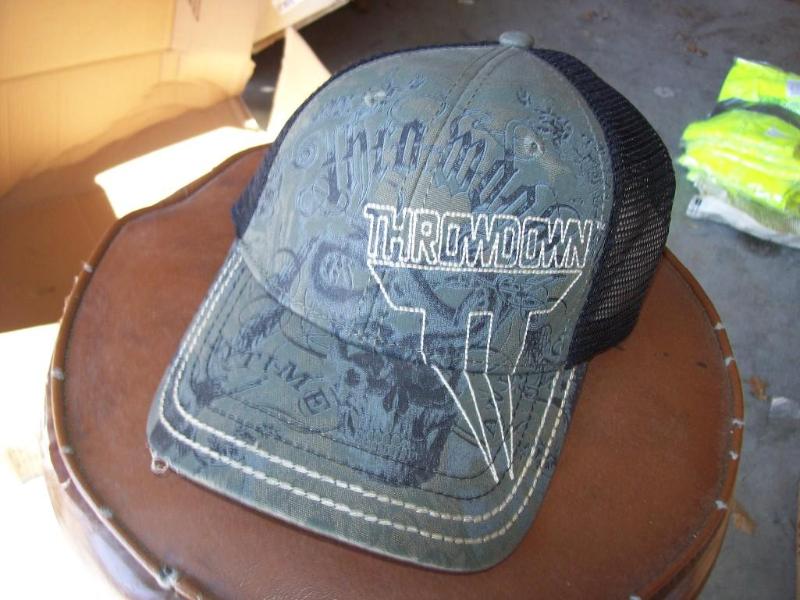 lot 78 image: Mens Hat...