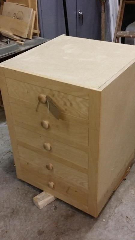 lot 10 image: Wood Cabinet