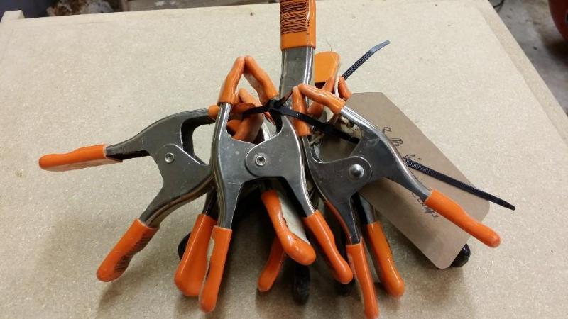 lot 15 image: Spring Clamps