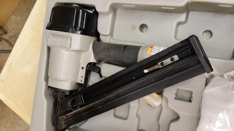 lot 53 image: Porter Cable Nailer