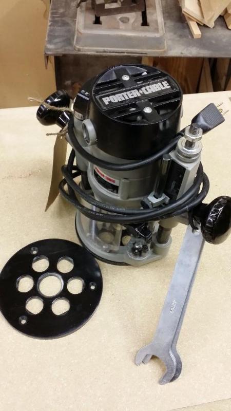 lot 54 image: Porter Cable Router