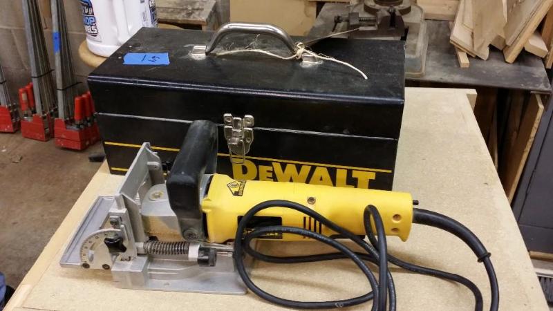 lot 64 image: DeWalt Plate Joiner