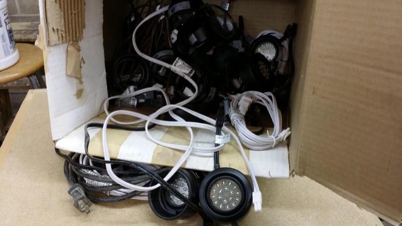 lot 65 image: Halogen Lights