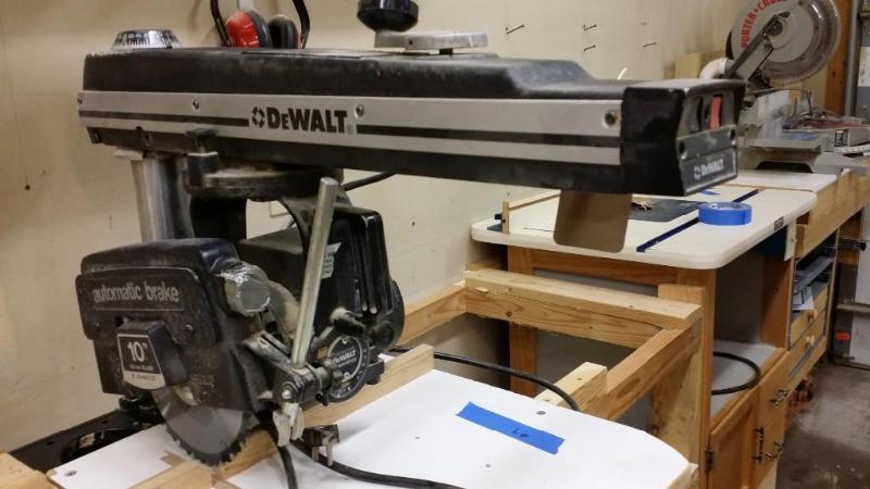 lot 7 image: DeWalt Radial Arm Saw