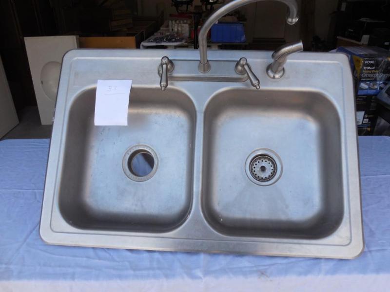 Stainless Steel kitchen sink with f...
