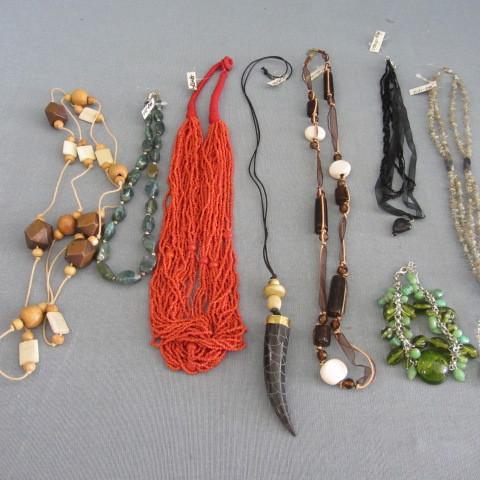 New Costume Jewelry Natural polish...