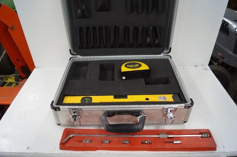 Strait-line laser level Snap-...
