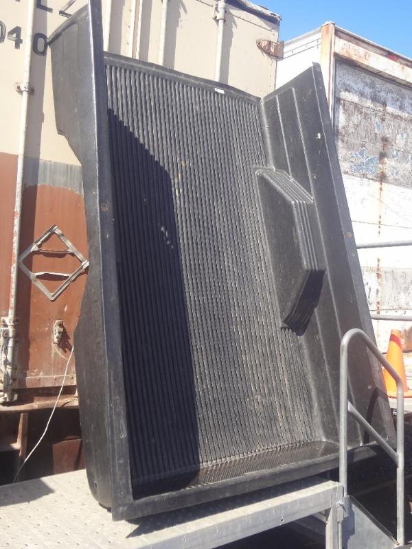 lot 2 image: DuraLiner 8ft Full-Sized Truck Bed ...