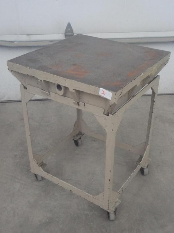 lot 31 image: 350# Lapping Plate On Steel Stand...