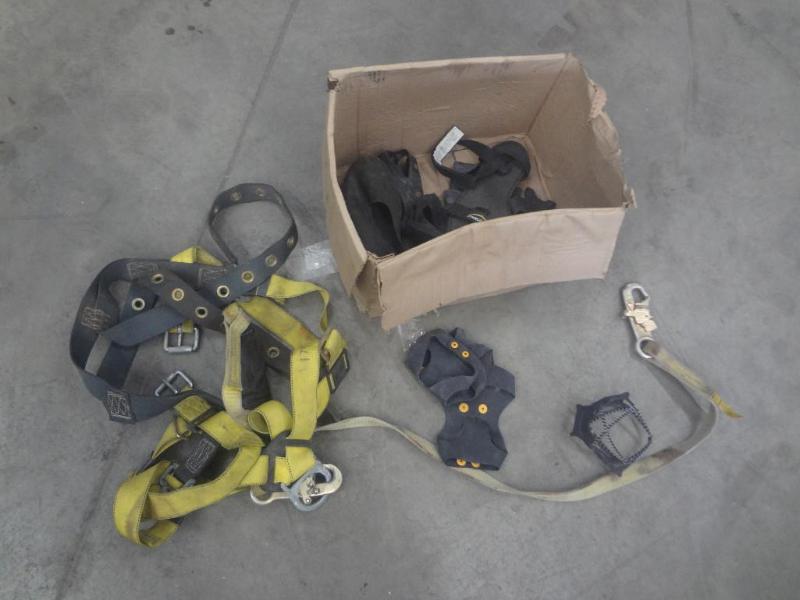 lot 62 image: Lot Of Climbing Harness & Clete...