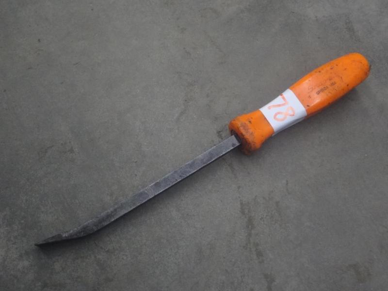 lot 78 image: Snap-On APB12A Pry Bar...