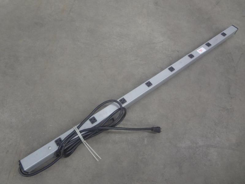 lot 95 image: 60" 120Volt Power Strip...