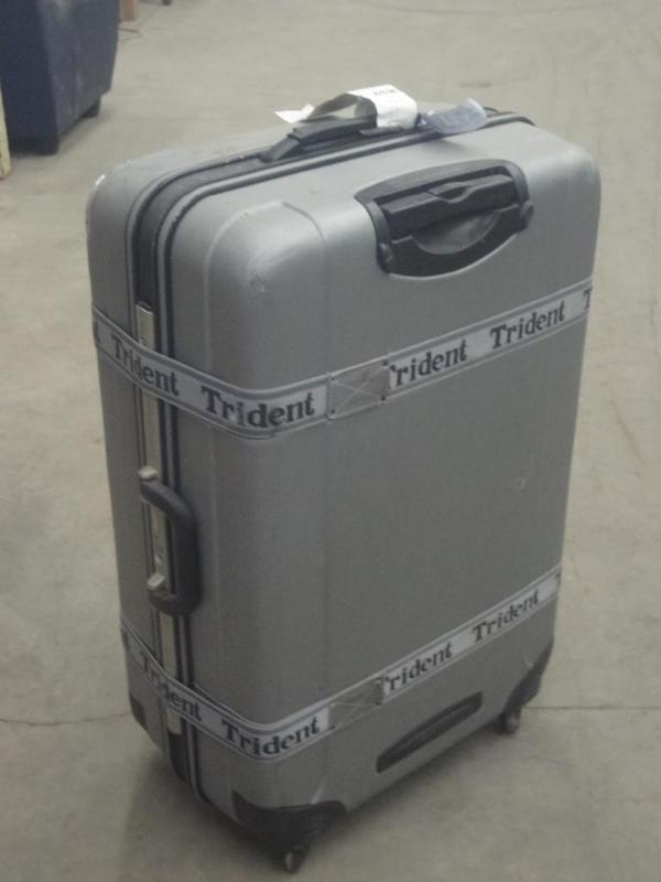 lot 99 image: Trident Hard-Sided Suit Case...