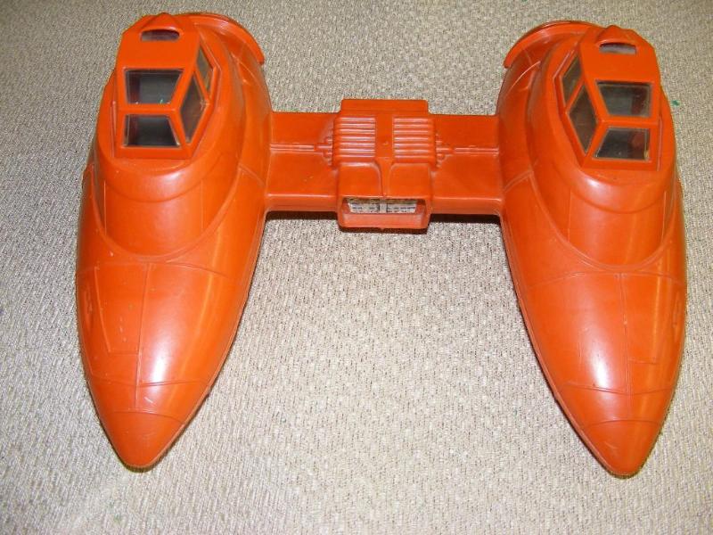 lot 25 image: Twin Pod Cloud Car Lucas Film...