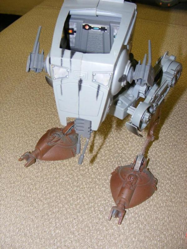 lot 34 image: AT-ST Walker, Imperial&nbspScoutWa...