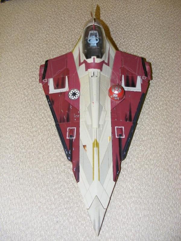 lot 58 image: Jedi Starfighter Dist by Hasb...