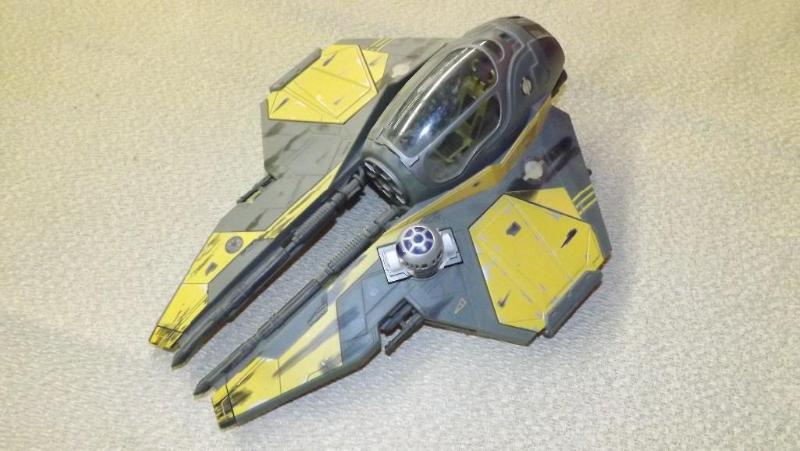 lot 66 image: Jedi&nbspStarfighter Dist. b...