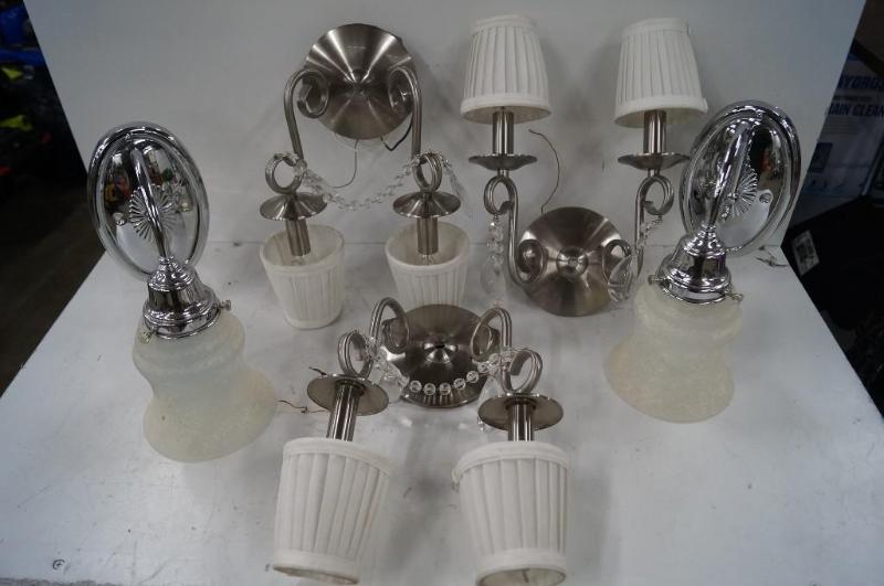 Lot of 5 light fixtures...