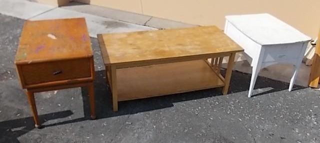 lot 52 image: Coffee Table 44" x 21" x ...