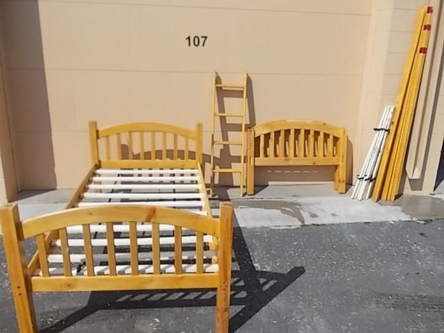 lot 56 image: Pine Bunk Bed Set With Ladder, Fram...