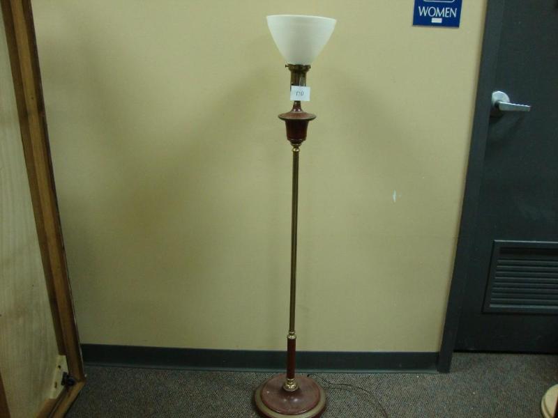 lot 110 image: Vintage floor lamp - works....