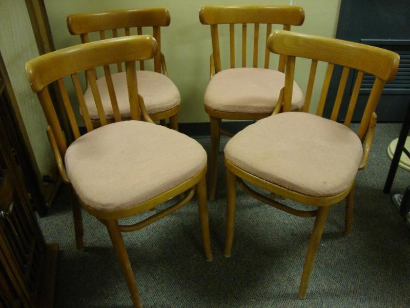 lot 112 image: Set of 4 bentwood chairs - mid-cent...