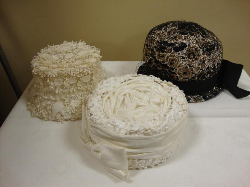 lot 36 image: Lot of three vintage hats. See addl...