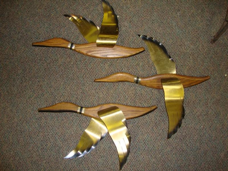 lot 47 image: Set of 3 mid-century wood & met...
