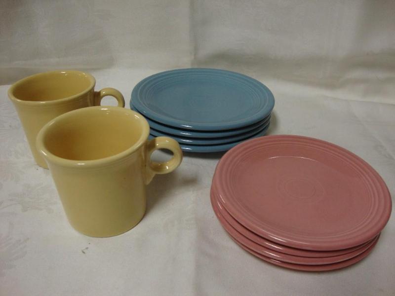 lot 79 image: Lot of 10 Fiesta pieces. All in goo...