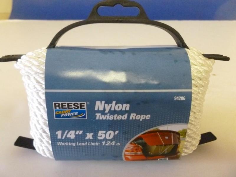 lot 15 image: Reese 14" Twisted Nylon Rope,...