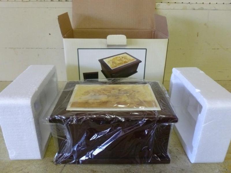 lot 85 image: Beautiful Tri - Coastal Design Wood...