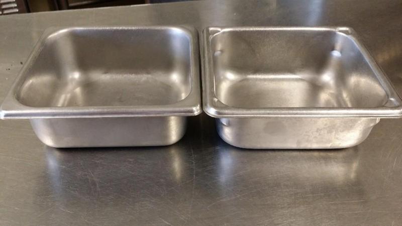 (2) &nbsp1 38 qt. Stainless quart...