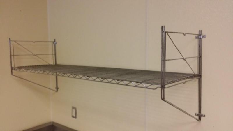 Wire Wall mount rack 5 wide 18&quo...