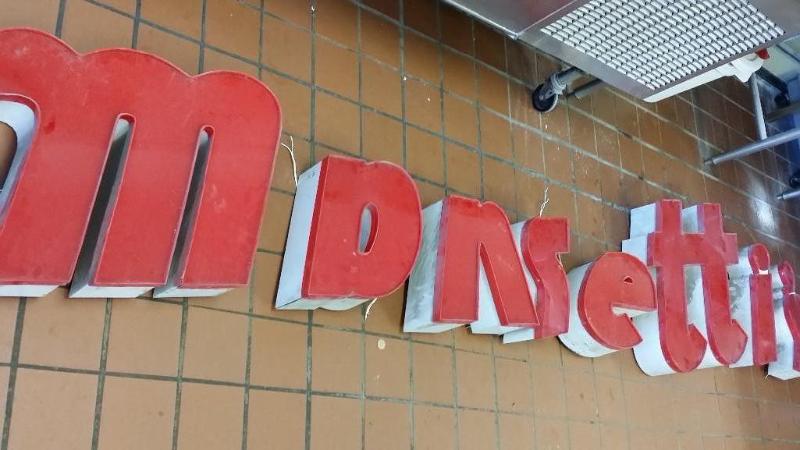 Mansettis Signage Letters