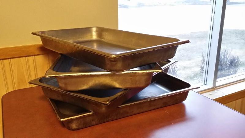 4 Stainless steel 3&quot deep banq...