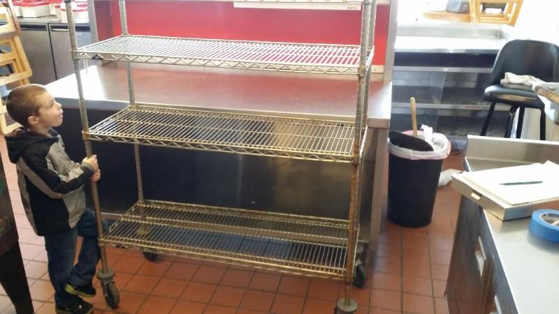 Wire storage rack