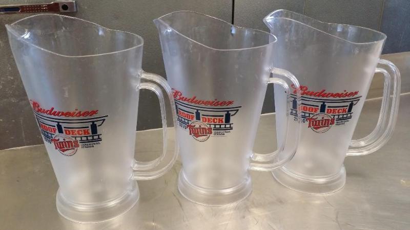 3 Twins Beer Pitchers