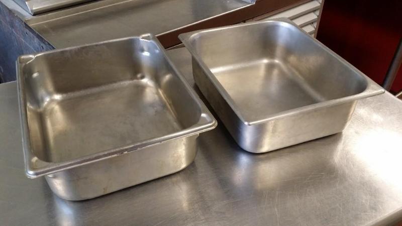 2 Syscoware&nbsp6.5 quart half pan...