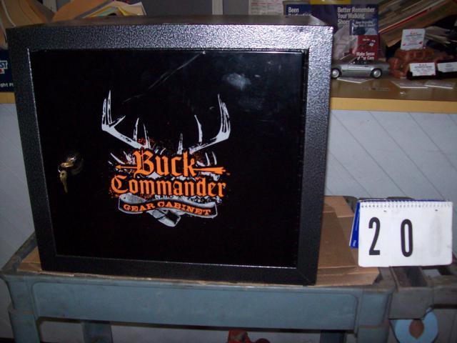 Buck Commander Metal Gear C...