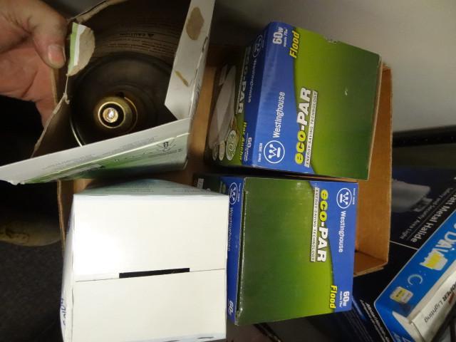 Qty. 4 New PAR38 Outdoor Flood Ligh...