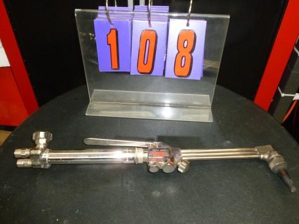 lot 108 image: Smith torch cutting head. sc 209. A...